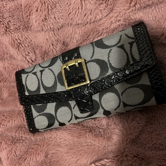 Coach trifold wallet - Picture 2 of 5